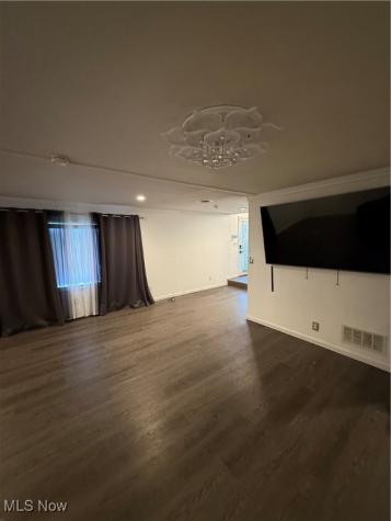 662 Kenilworth Avenue Sheffield Lake OH 44054