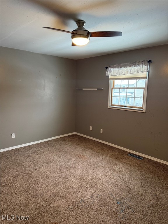 662 Kenilworth Avenue Sheffield Lake OH 44054
