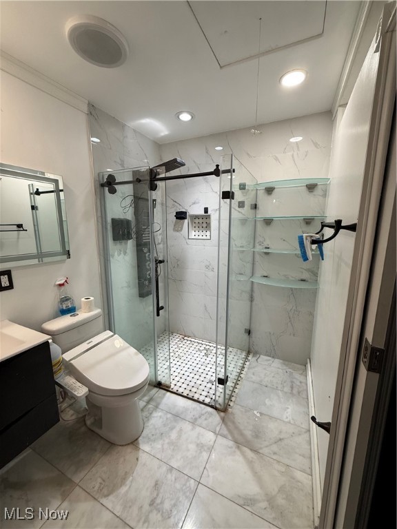 662 Kenilworth Avenue Sheffield Lake OH 44054