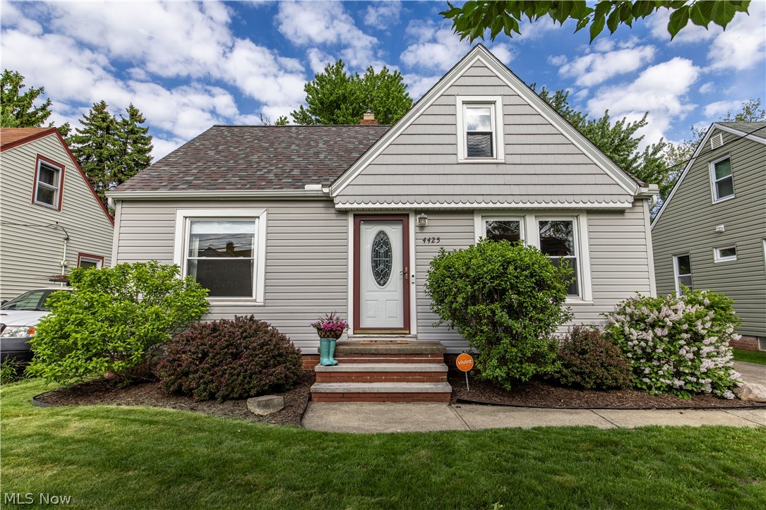 4425 W 10th Street Cleveland OH 44109