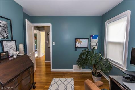 4425 W 10th Street Cleveland OH 44109