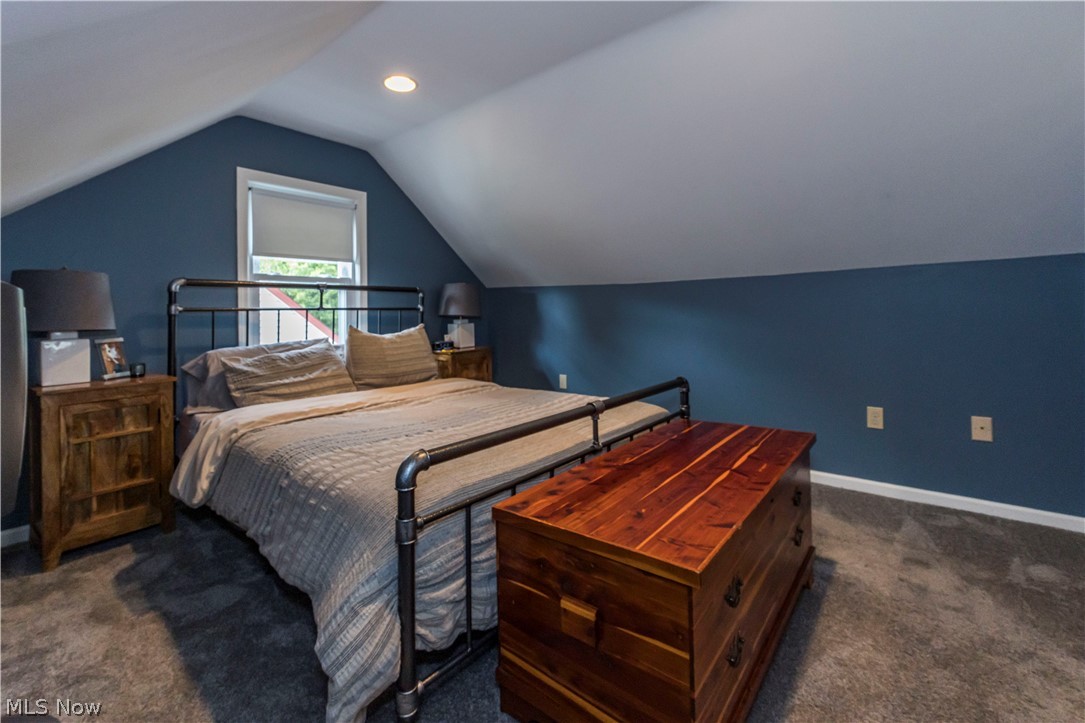 4425 W 10th Street Cleveland OH 44109