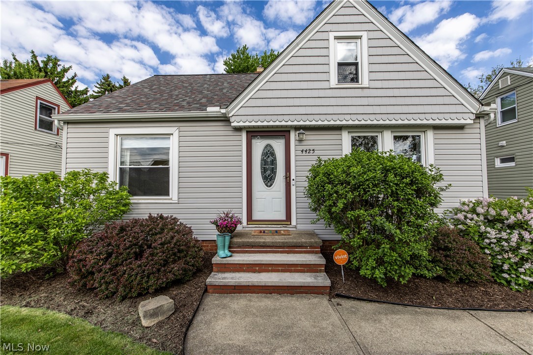 4425 W 10th Street Cleveland OH 44109
