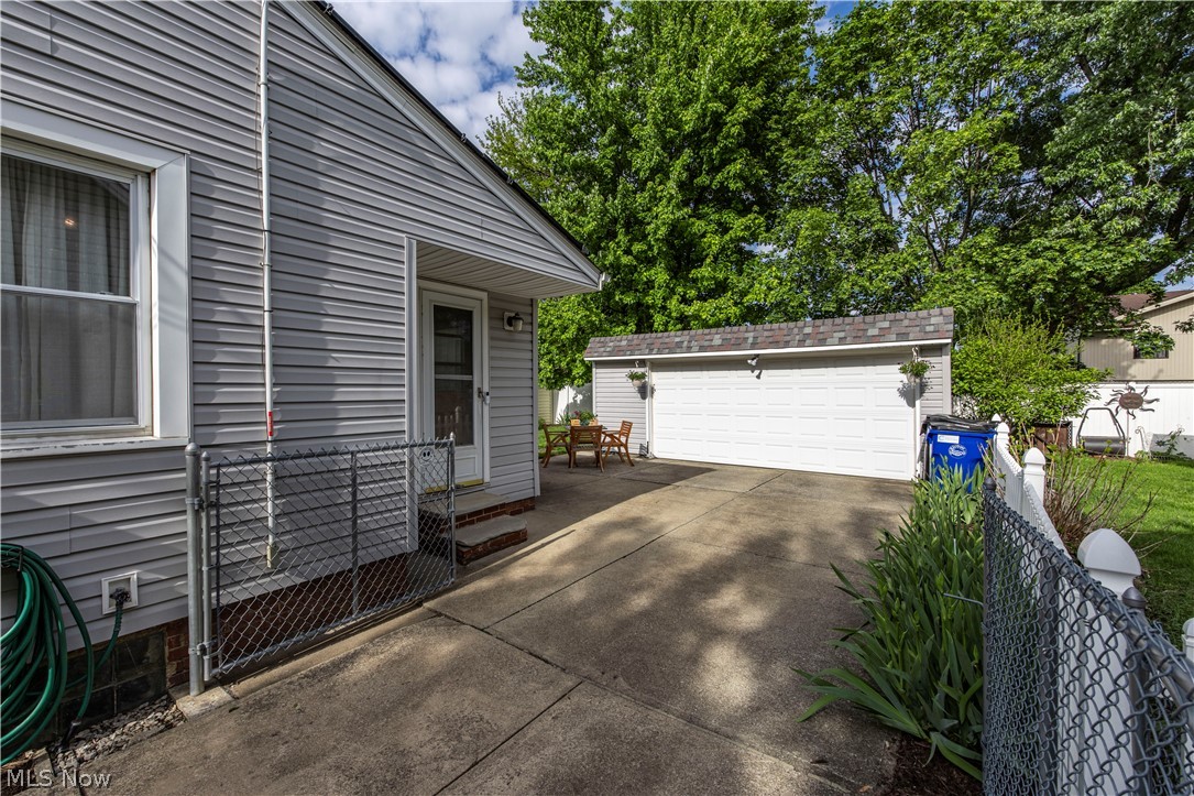 4425 W 10th Street Cleveland OH 44109