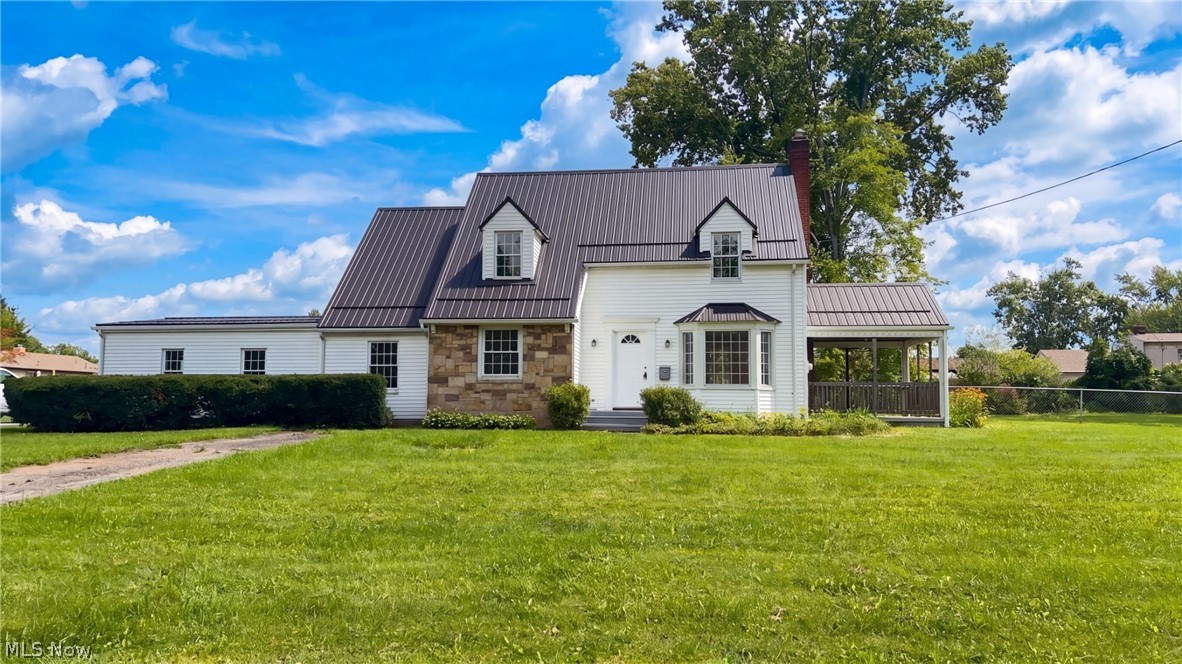 1408 Genesee Avenue NE Warren OH 44483