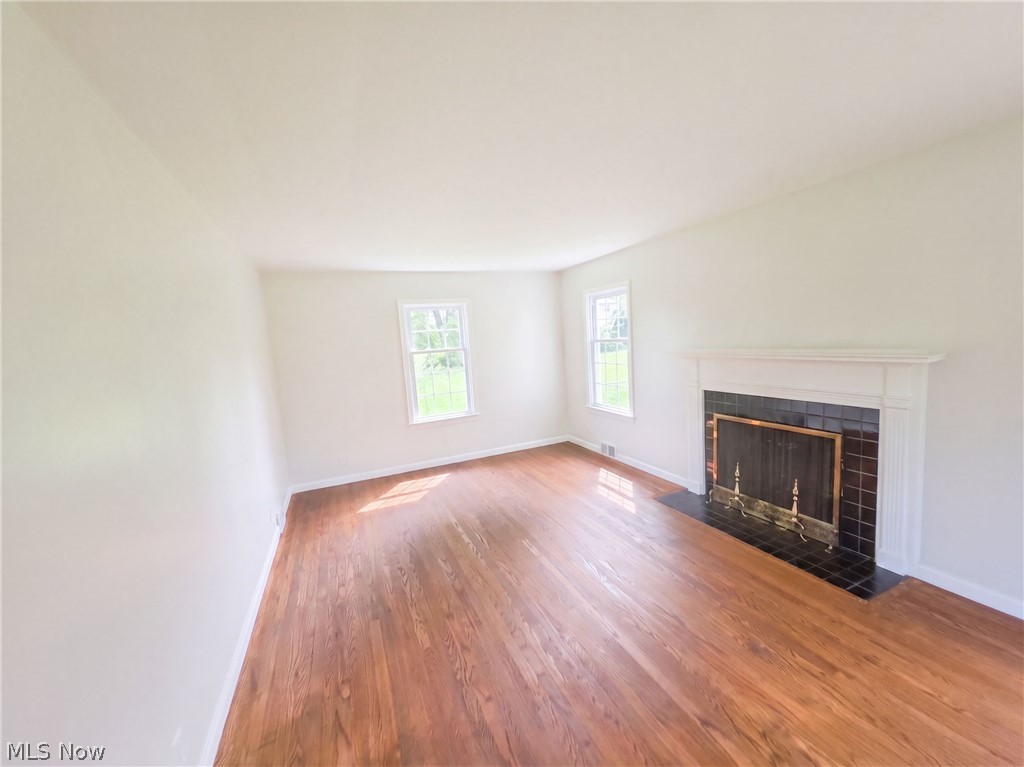 1408 Genesee Avenue NE Warren OH 44483