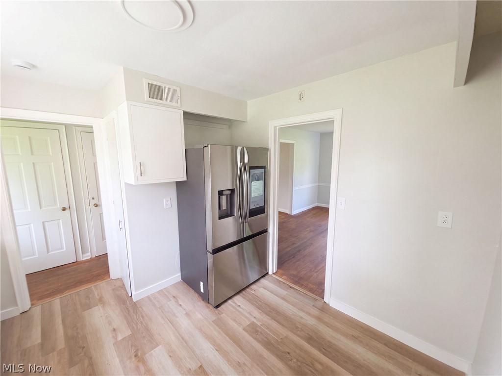 1408 Genesee Avenue NE Warren OH 44483