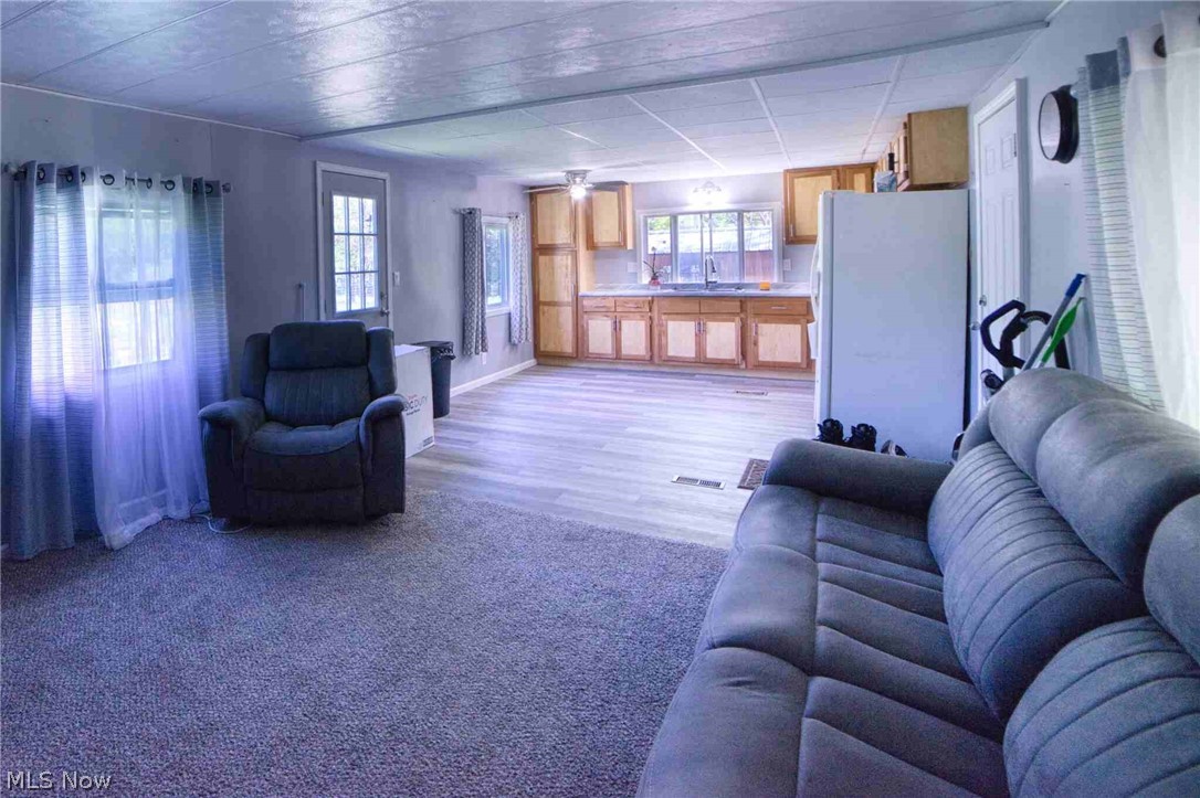 6201 Hatches Corners Road Conneaut OH 44030