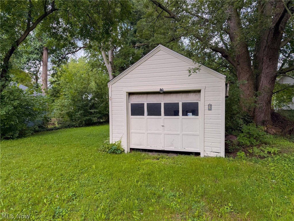 1265 Eastwood Avenue Akron OH 44305