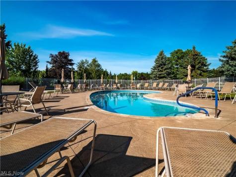 4248 Meadow Lark Drive Lorain OH 44053