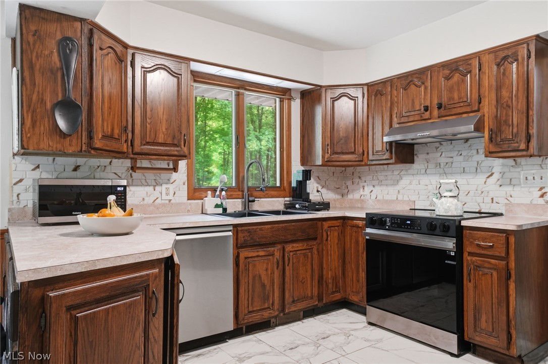 3996 Irishtown Southworth Road Farmdale OH 44417