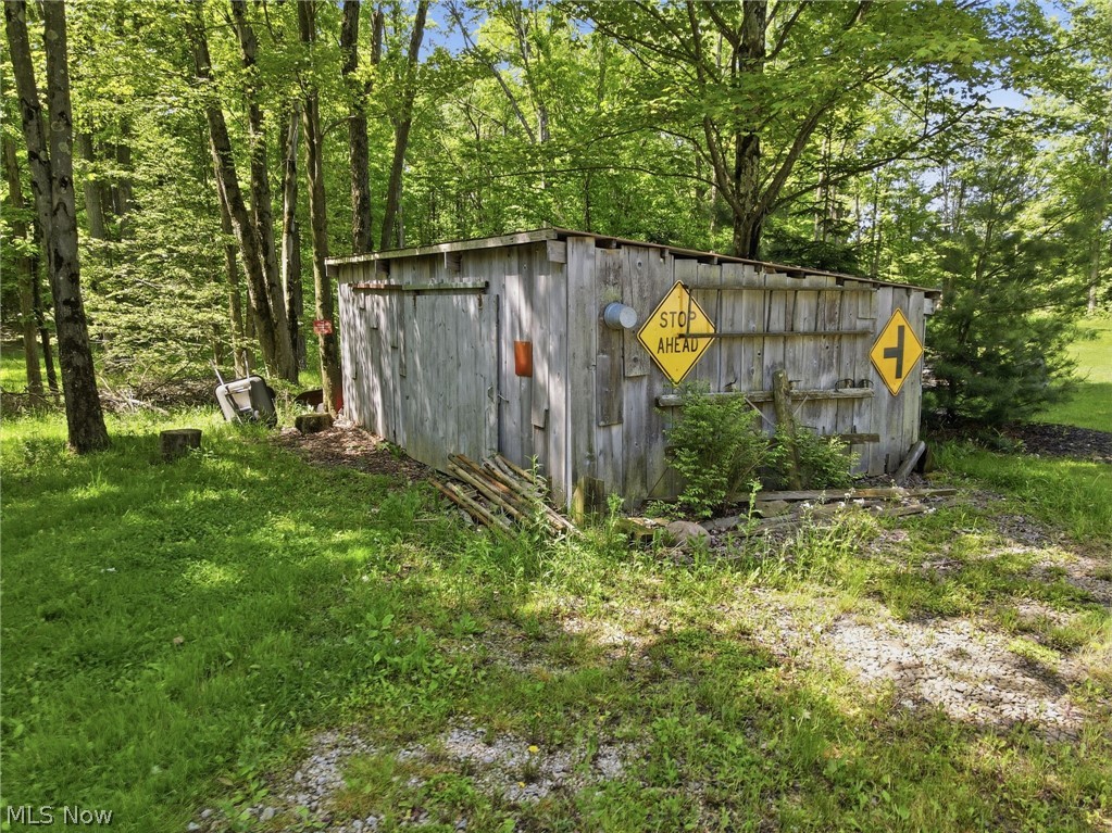 3996 Irishtown Southworth Road Farmdale OH 44417