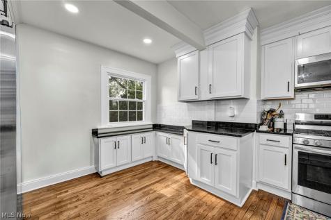 2108 Hampstead Road Cleveland Heights OH 44118