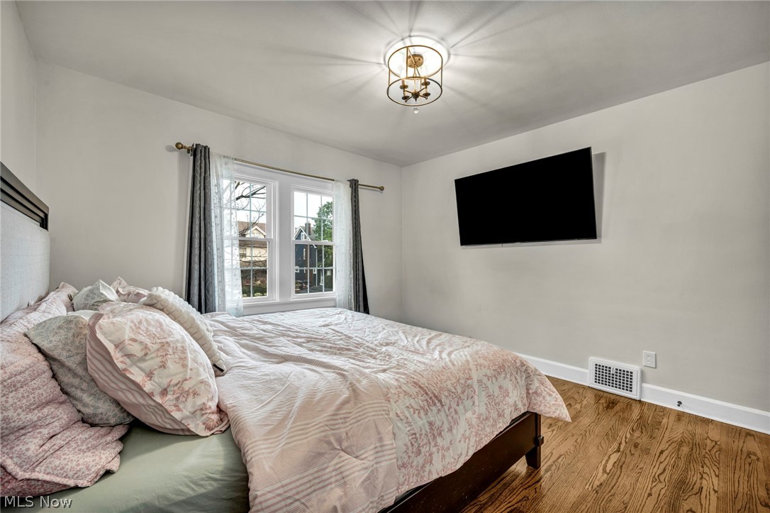 2108 Hampstead Road Cleveland Heights OH 44118