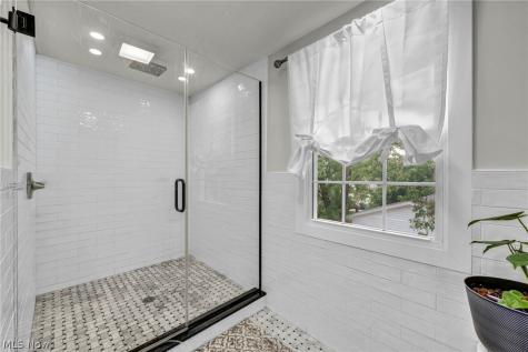 2108 Hampstead Road Cleveland Heights OH 44118