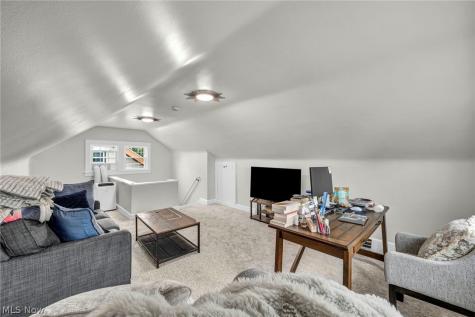 2108 Hampstead Road Cleveland Heights OH 44118