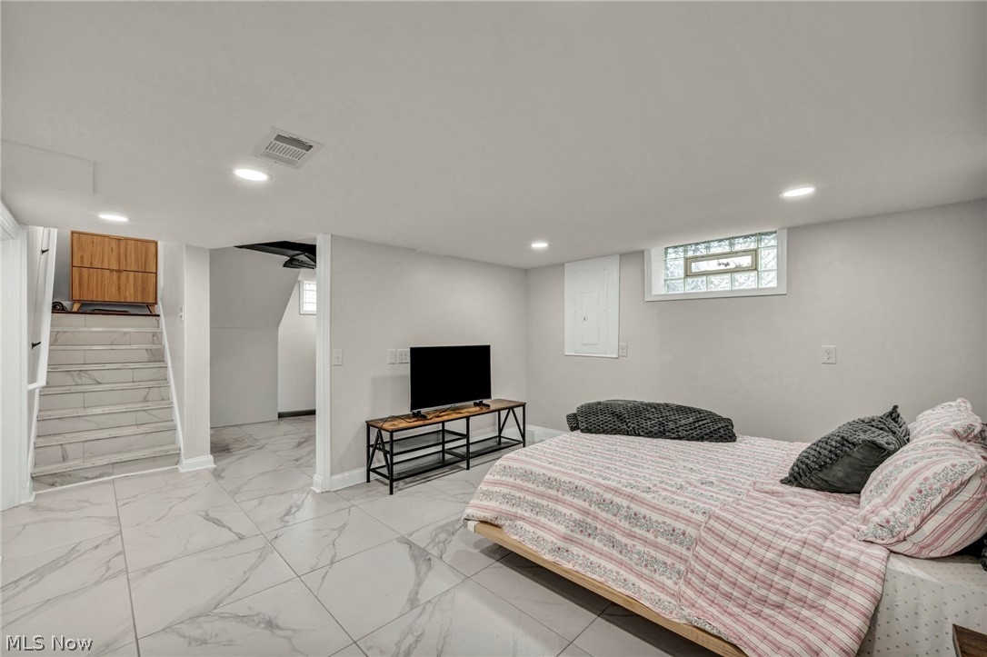 2108 Hampstead Road Cleveland Heights OH 44118