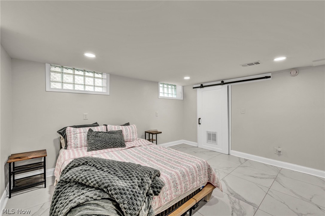2108 Hampstead Road Cleveland Heights OH 44118