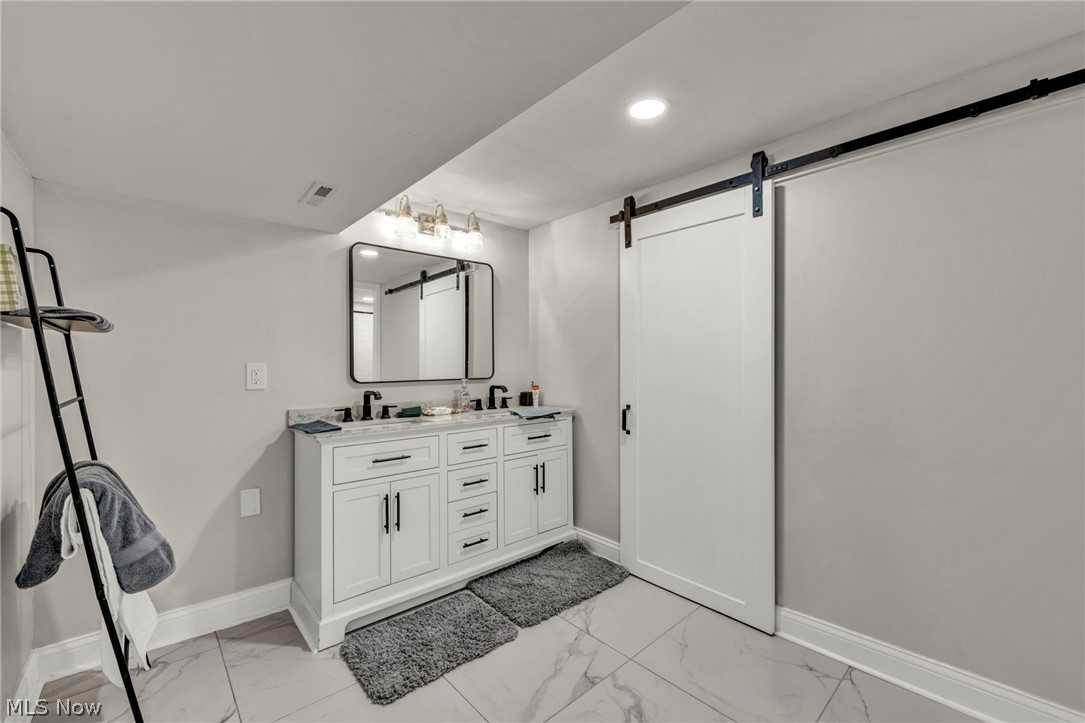 2108 Hampstead Road Cleveland Heights OH 44118