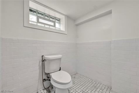 2108 Hampstead Road Cleveland Heights OH 44118