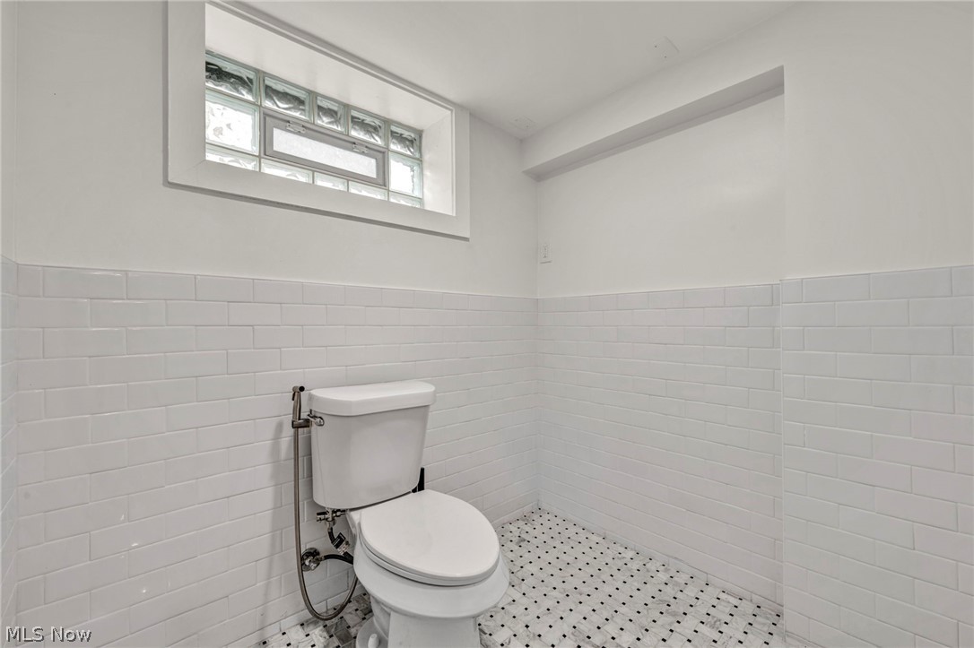 2108 Hampstead Road Cleveland Heights OH 44118