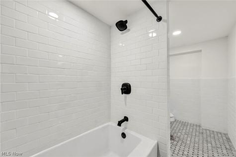 2108 Hampstead Road Cleveland Heights OH 44118