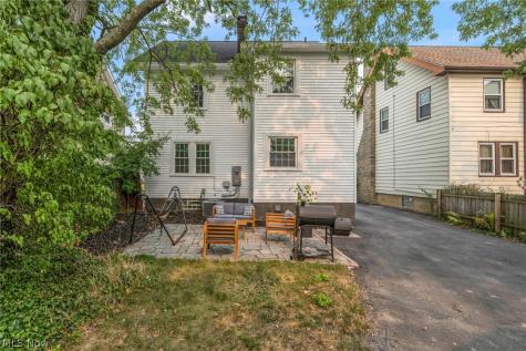 2108 Hampstead Road Cleveland Heights OH 44118