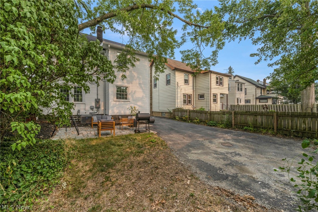 2108 Hampstead Road Cleveland Heights OH 44118