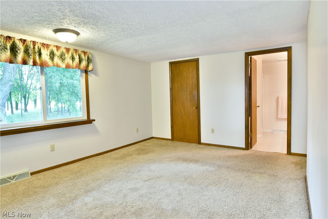9957 Warren Meadville Kinsman OH 44428