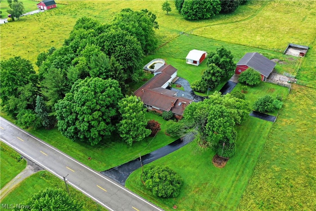 9957 Warren Meadville Kinsman OH 44428