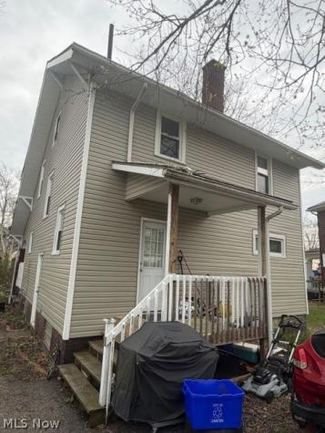 3534 Fairmount Boulevard NE Canton OH 44705