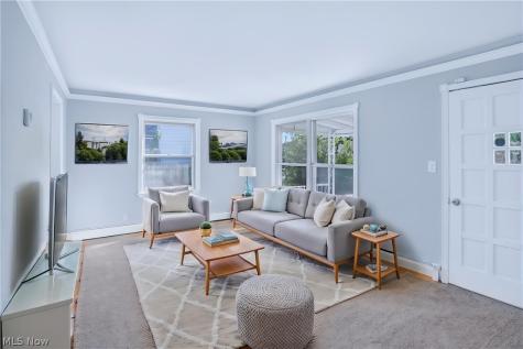 12504 Carrington Avenue Cleveland OH 44135