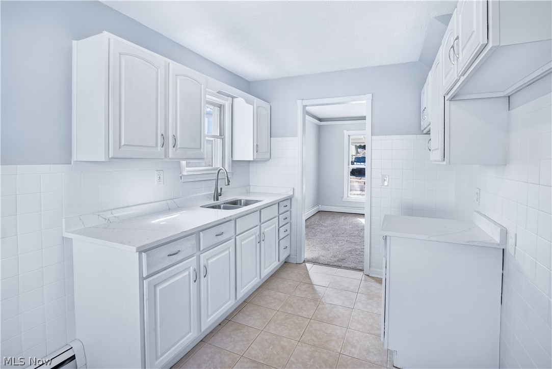12504 Carrington Avenue Cleveland OH 44135