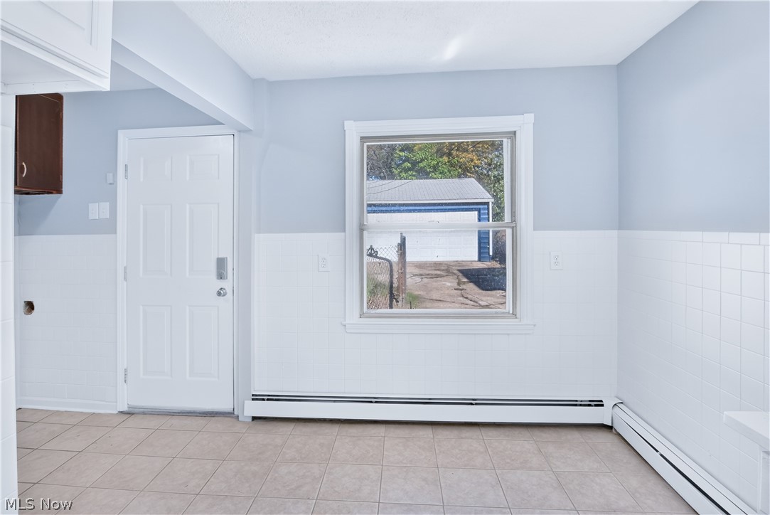 12504 Carrington Avenue Cleveland OH 44135