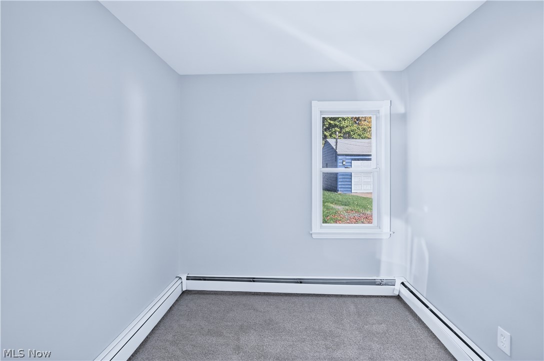 12504 Carrington Avenue Cleveland OH 44135