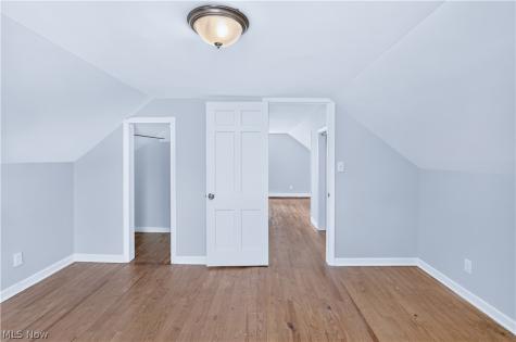 12504 Carrington Avenue Cleveland OH 44135