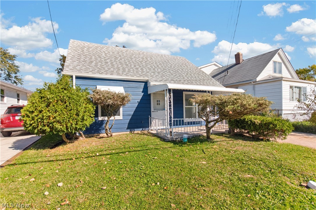 12504 Carrington Avenue Cleveland OH 44135