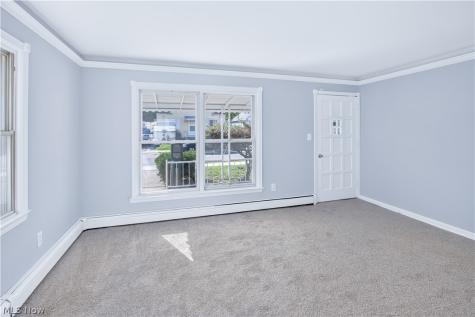 12504 Carrington Avenue Cleveland OH 44135