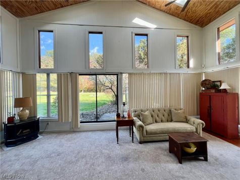 625 Garland Drive Youngstown OH 44446