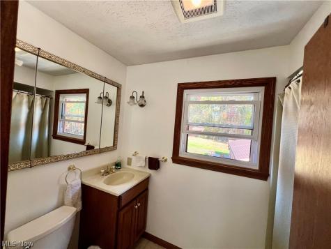 625 Garland Drive Youngstown OH 44446
