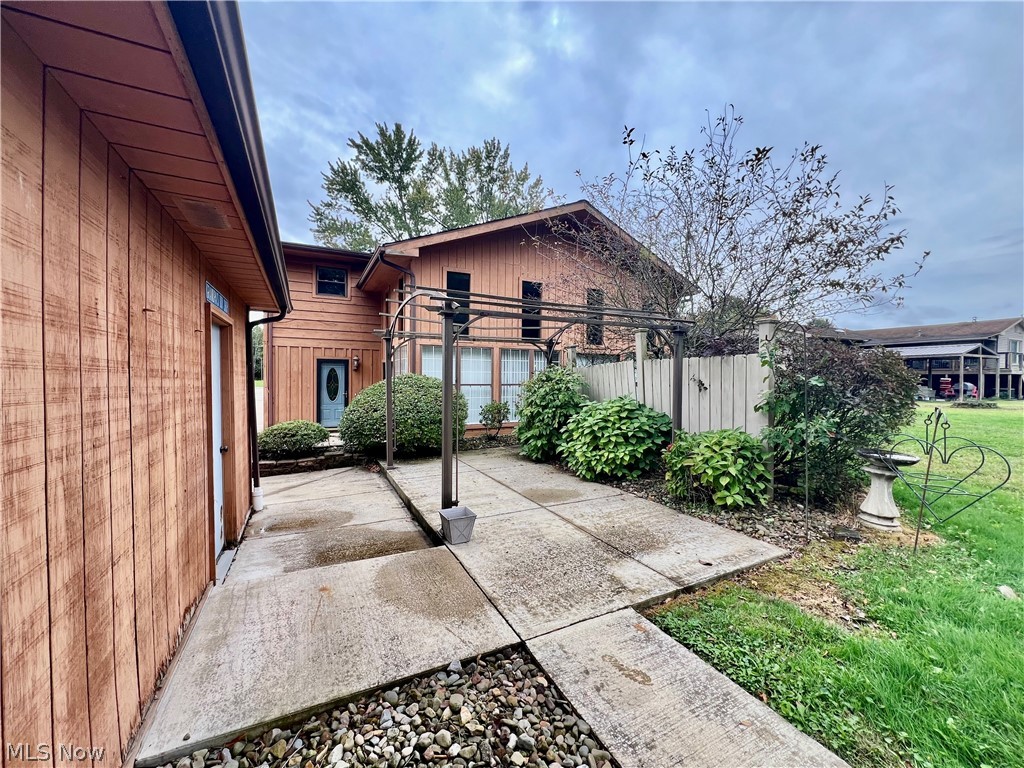 625 Garland Drive Youngstown OH 44446