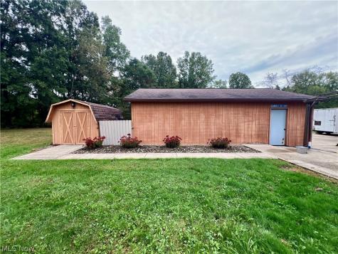 625 Garland Drive Youngstown OH 44446