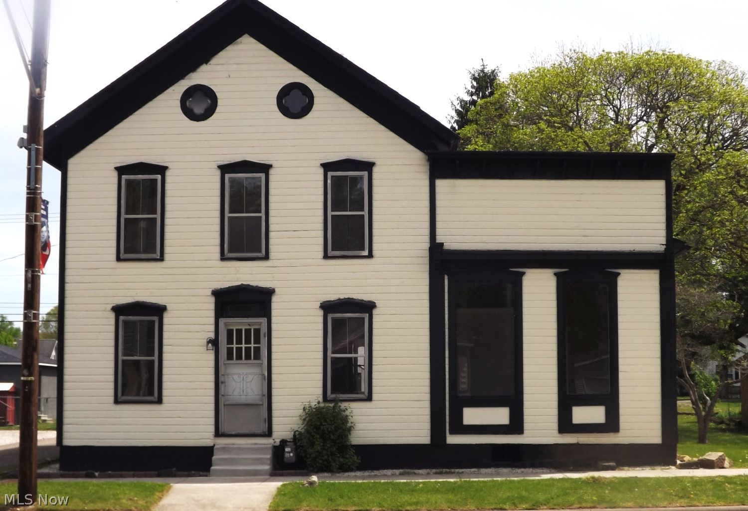 123 S Main Street Tuscarawas OH 44682