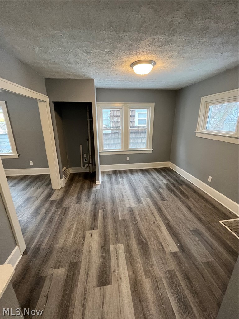 1037 Dietz Avenue Akron OH 44301