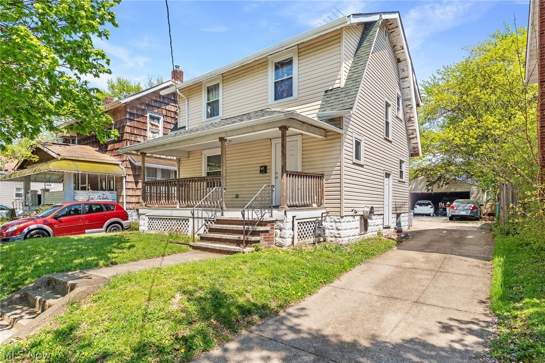 1037 Dietz Avenue Akron OH 44301
