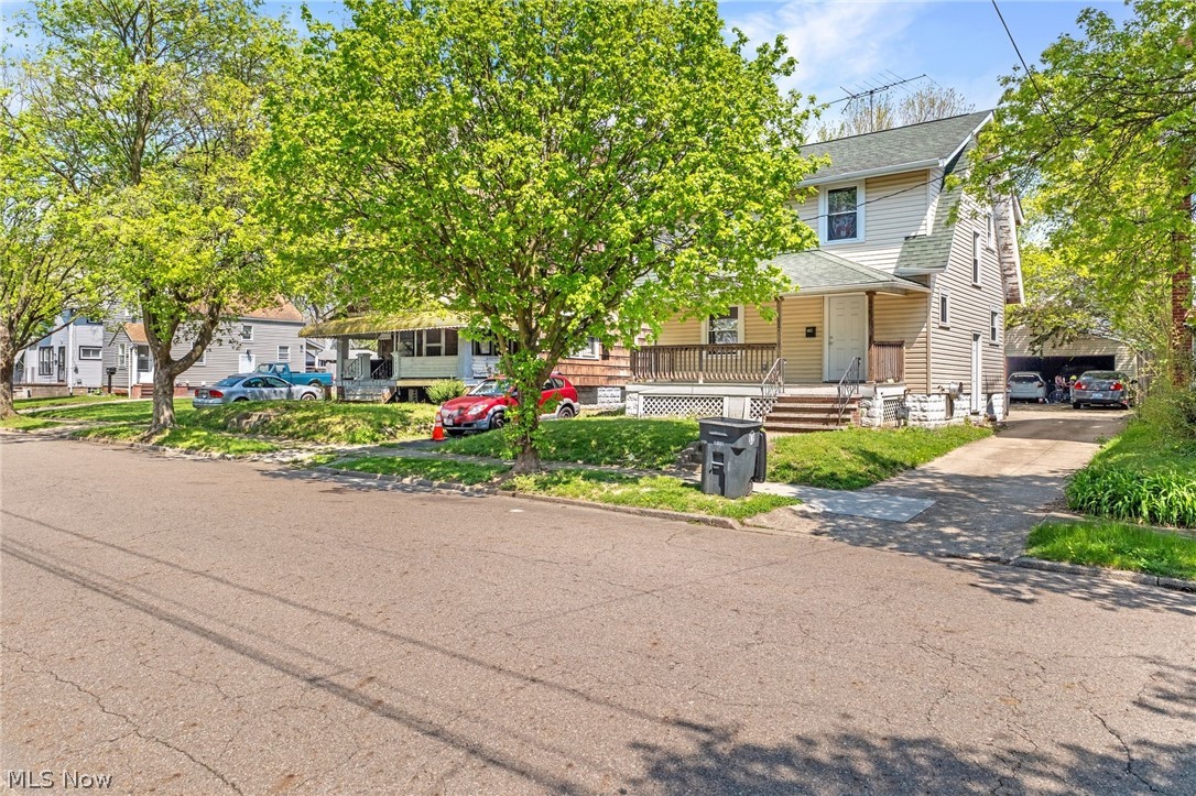 1037 Dietz Avenue Akron OH 44301