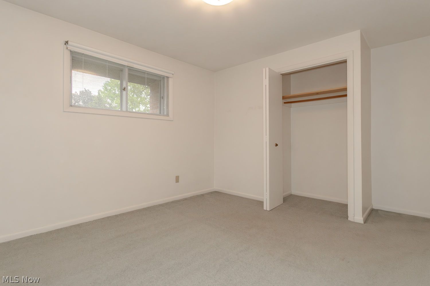 5823 Ridgebury Boulevard Cleveland OH 44124