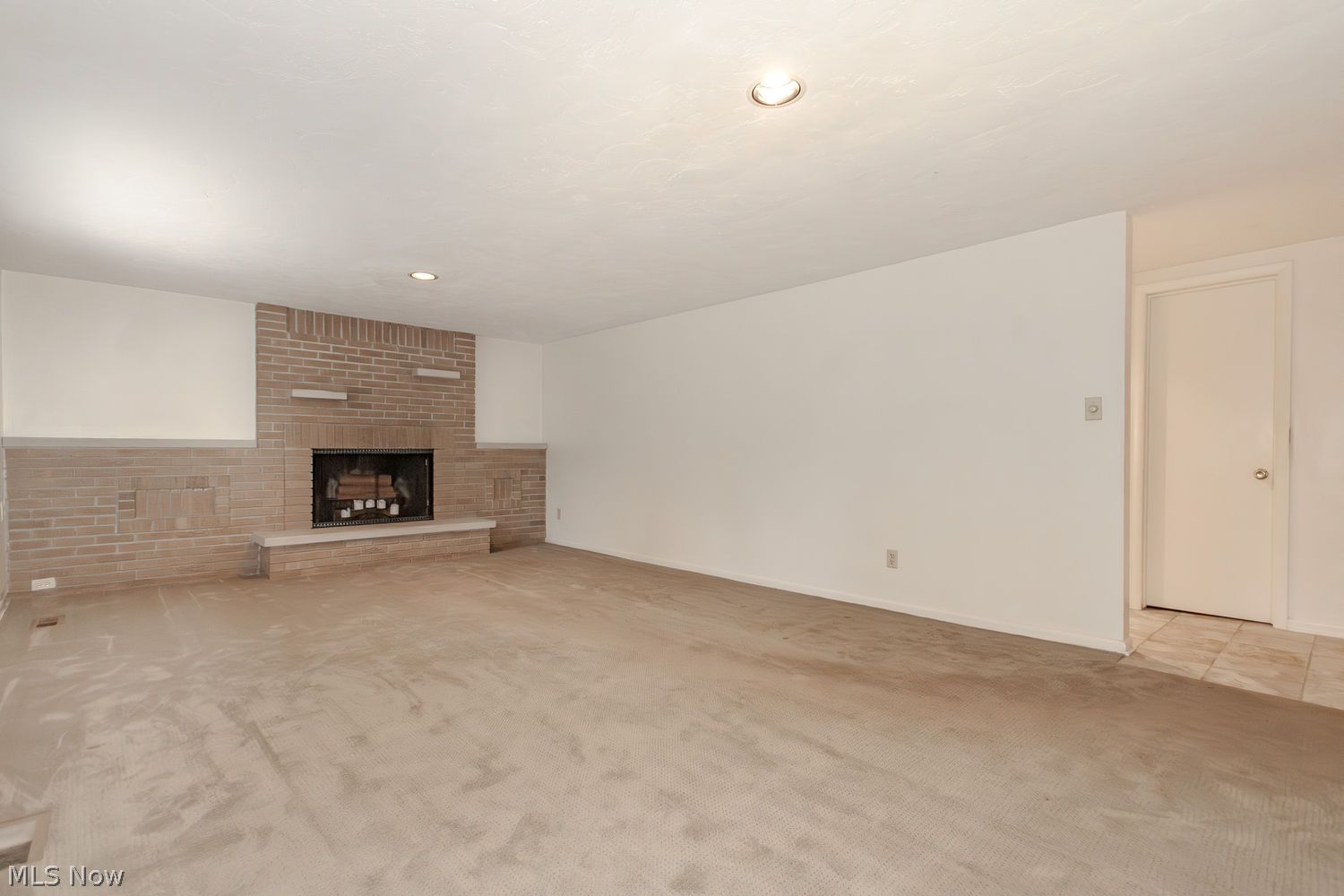 5823 Ridgebury Boulevard Cleveland OH 44124