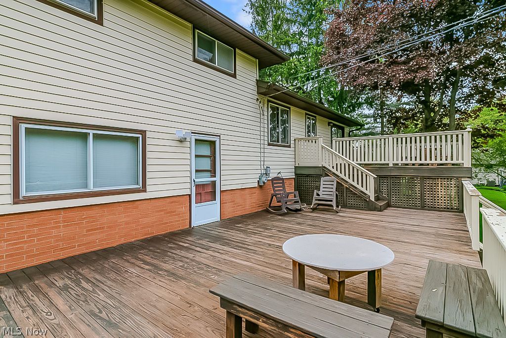 5823 Ridgebury Boulevard Cleveland OH 44124