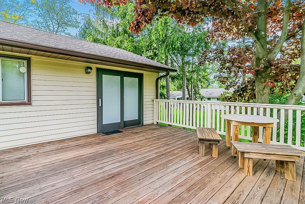 5823 Ridgebury Boulevard Cleveland OH 44124